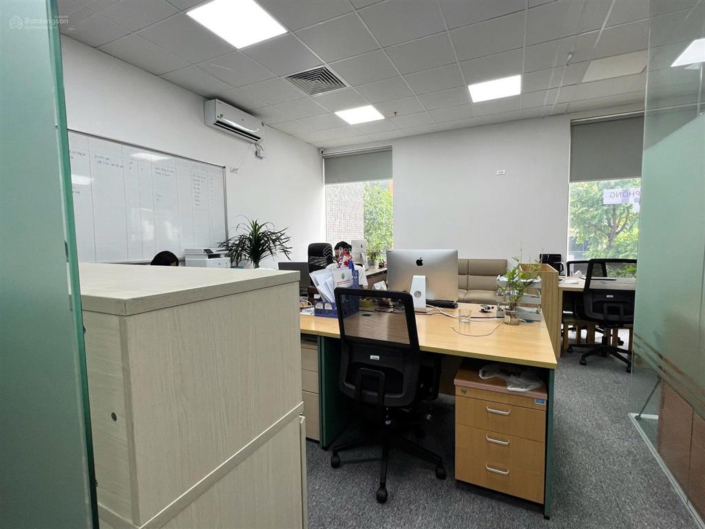 Cho thuê sàn thương mại khối đế chung cư học viện quốc phòng làm văn phòng 77m  18tr/tháng