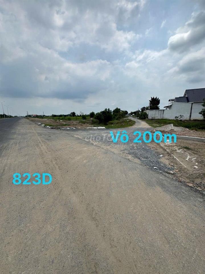 Đất rẽ sát gần đường 823D kết nối tp,hcm