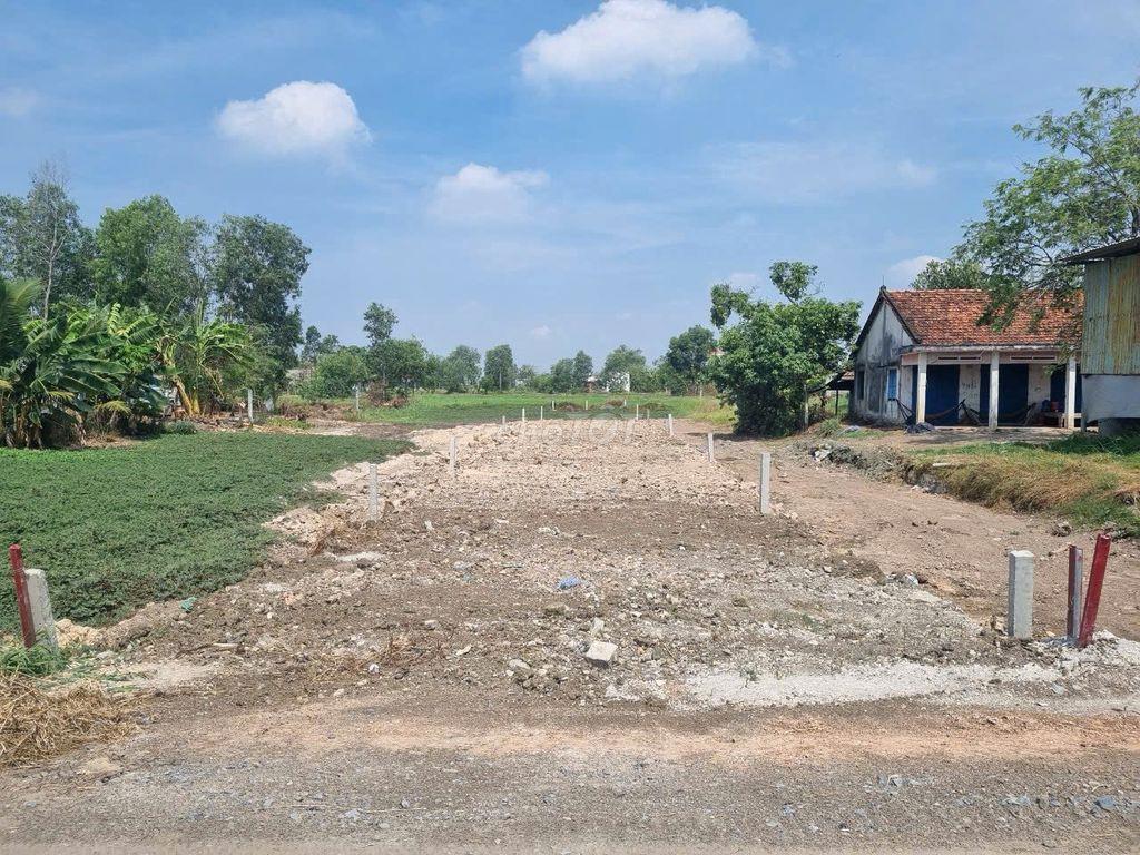 Bán lô đất 6x70m thổ cư Đức Hoà, Long An giá rẻ