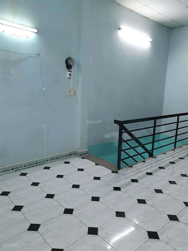 Cho thuê 1 lầu ở nhà hẻm 1942 huỳnh tấn phát, 3,4 triệu, 65 m2