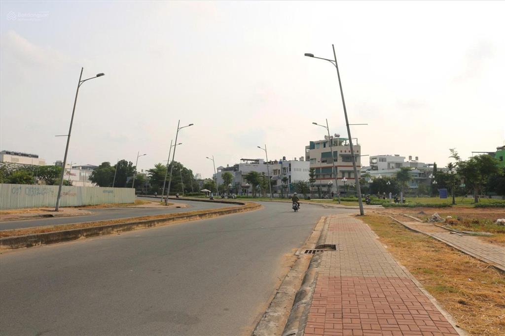 Bán đất thổ cư vị trí đắc địa bình tân | thích hợp xây bệnh viện, trường học, tòa nhà  0913 898 ***