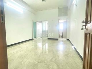 Chung cư tách bếp. Điện 2k6. Nhà riêng cho thú cưng. Cityland. Lote