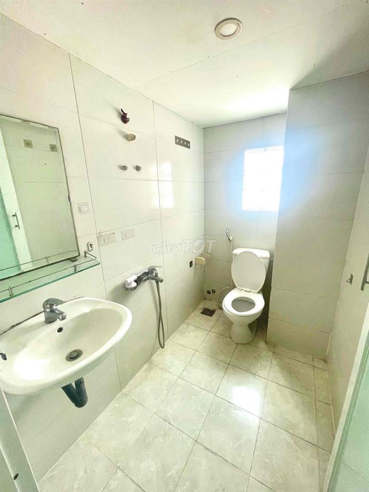 Chung cư tách bếp. Điện 2k6. Nhà riêng cho thú cưng. Cityland. Lote