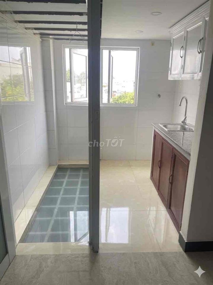 Chung cư tách bếp. Điện 2k6. Nhà riêng cho thú cưng. Cityland. Lote