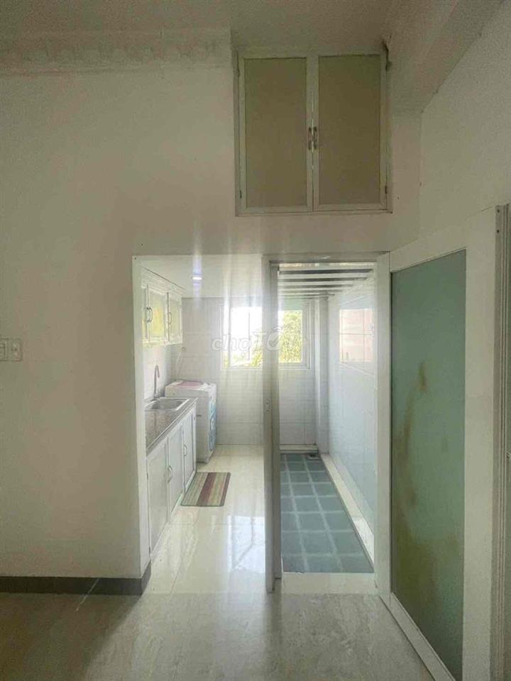 Chung cư tách bếp. Điện 2k6. Nhà riêng cho thú cưng. Cityland. Lote