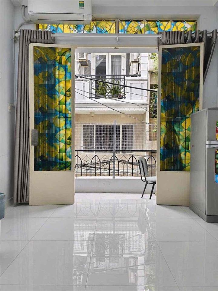 NHƯ 1 CĂN NHÀ CAO CẤP CHO 4 NGƯỜI.