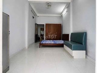 NHƯ 1 CĂN NHÀ CAO CẤP CHO 4 NGƯỜI.