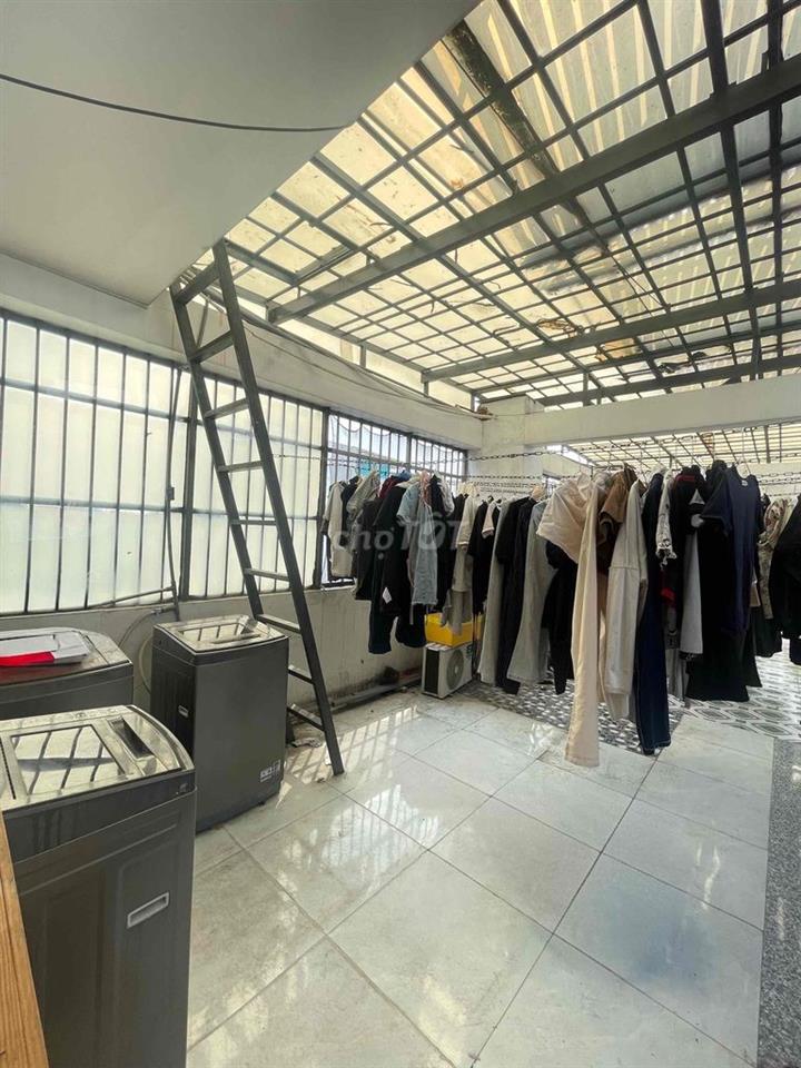 3tr7. Phòng VIP. Xài nước RO miễn phí.