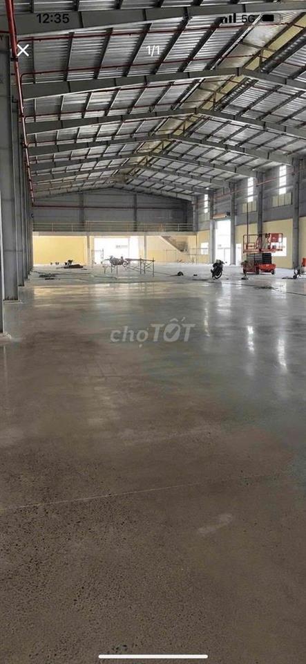 Cho thuê kho xưởng 950m2 đường Tô Hiệu, Tân Phú giá 68 triệu/tháng