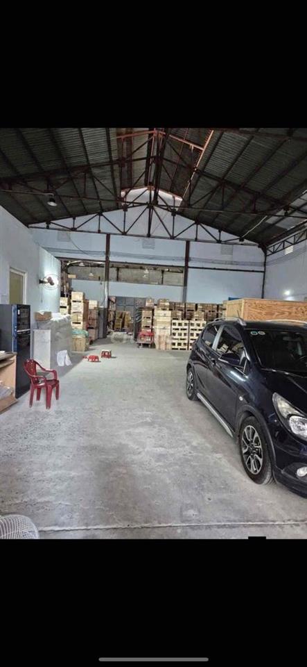 Cho thuê xưởng 300m2 đường Hoàng Ngân, Quận 8 giá 18 triệu