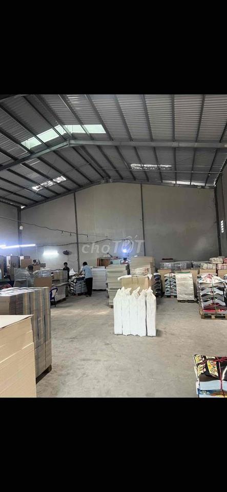 Cho thuê xưởng 550m2 Hương Lộ 2, Bình Tân có PCCC giá 42 triệu