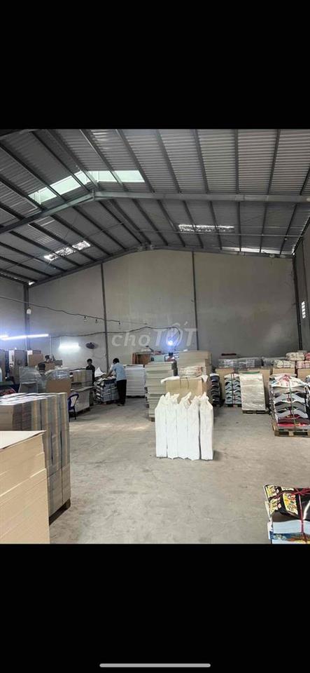 Cho thuê xưởng 550m2 Hương Lộ 2, Bình Tân có PCCC giá 42 triệu