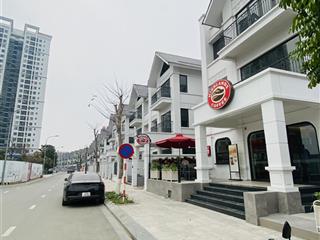 Bán shophouse chân đế chung cư hateco apollo, giá thỏa thuận, diện tích 214m2