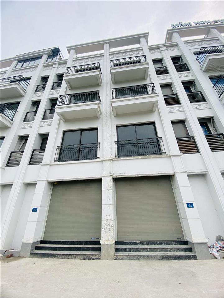 Chính chủ bán căn liền kề 78m2 đã hoàn thiện và đang cho thuê.  xem nhà em hùng 0934 364 ***