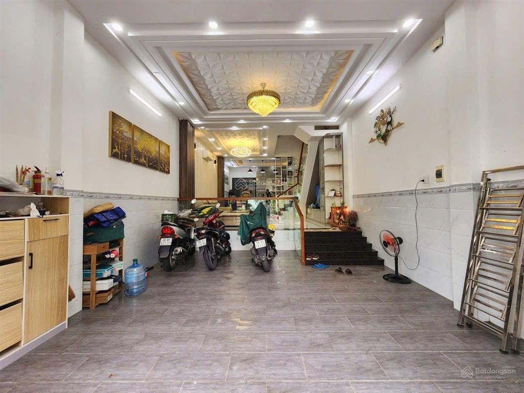 Hạ giá 300triệu. cần bán gấp nhà đẹp giá quá rẻ luôn kdc anh tuấn green riverside. giá chỉ 7.75 tỷ