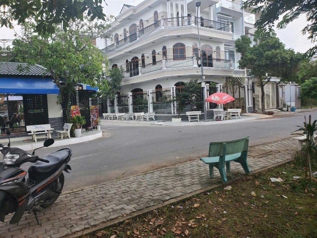 Hạ giá 300triệu. cần bán gấp nhà đẹp giá quá rẻ luôn kdc anh tuấn green riverside. giá chỉ 7.75 tỷ