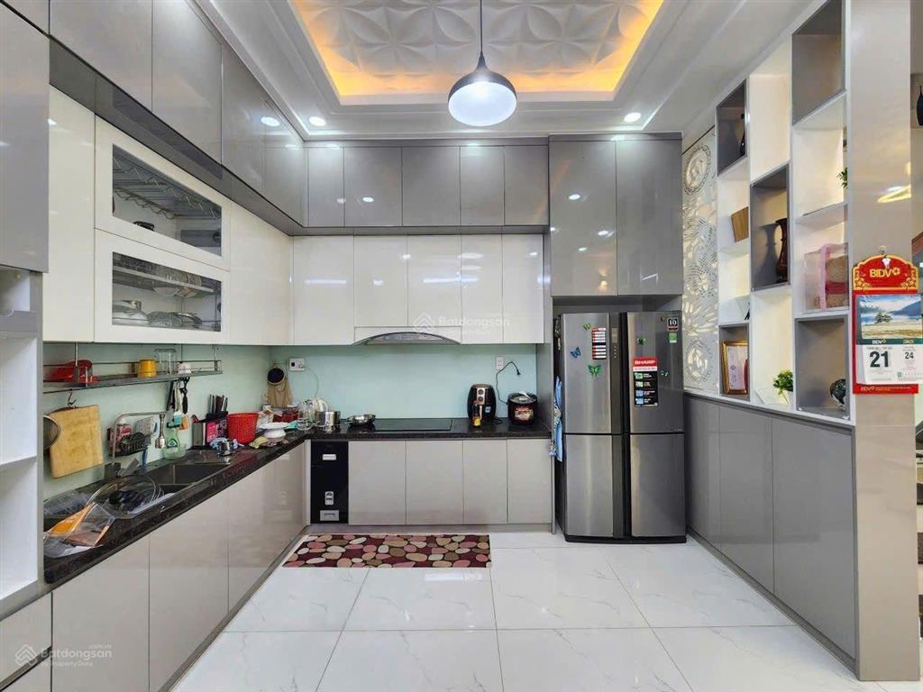 Hạ giá 300triệu. cần bán gấp nhà đẹp giá quá rẻ luôn kdc anh tuấn green riverside. giá chỉ 7.75 tỷ