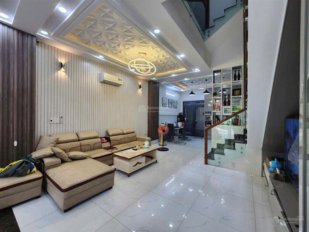 Hạ giá 300triệu. cần bán gấp nhà đẹp giá quá rẻ luôn kdc anh tuấn green riverside. giá chỉ 7.75 tỷ