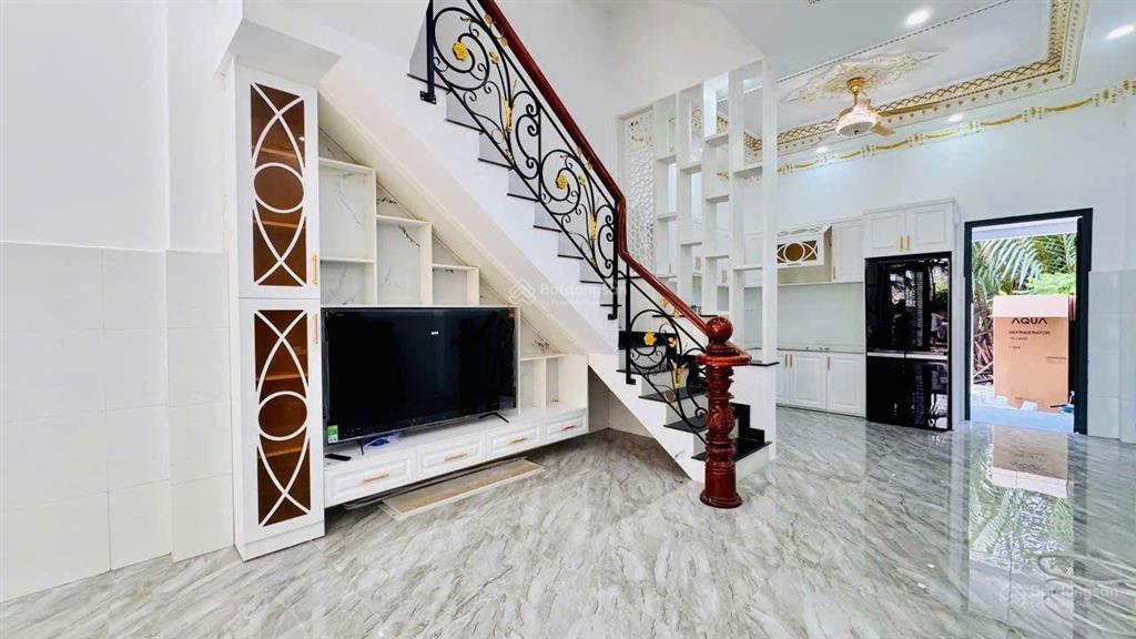 Bán nhà đẹp mới xây 100%, hẻm xe hơi, 4 tầng. dt 4x19m. huỳnh tấn phát. t nhà bè. giá 5.9 tỷ