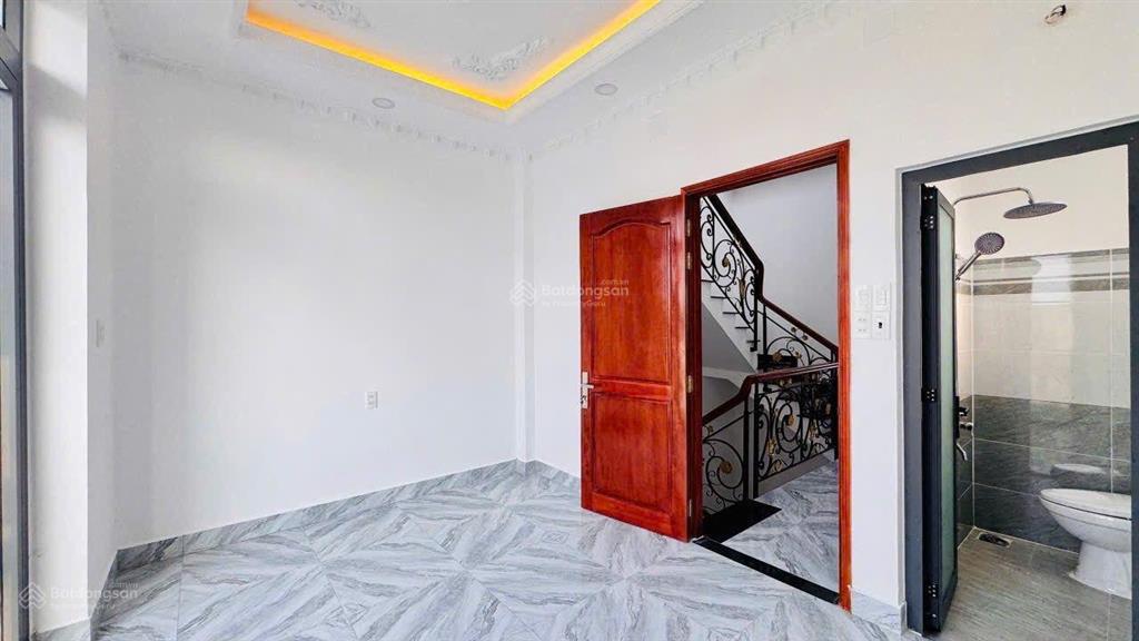 Bán nhà đẹp mới xây 100%, hẻm xe hơi, 4 tầng. dt 4x19m. huỳnh tấn phát. t nhà bè. giá 5.9 tỷ