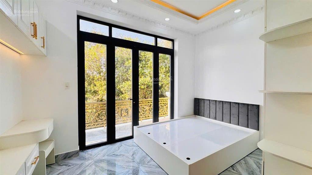 Bán nhà đẹp mới xây 100%, hẻm xe hơi, 4 tầng. dt 4x19m. huỳnh tấn phát. t nhà bè. giá 5.9 tỷ