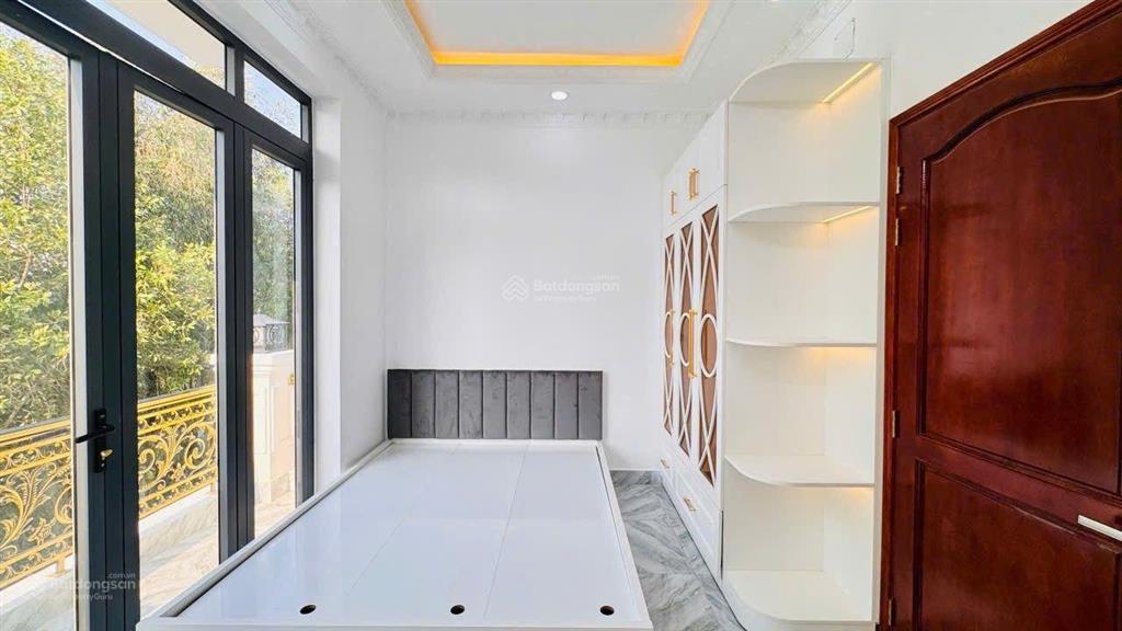 Bán nhà đẹp mới xây 100%, hẻm xe hơi, 4 tầng. dt 4x19m. huỳnh tấn phát. t nhà bè. giá 5.9 tỷ
