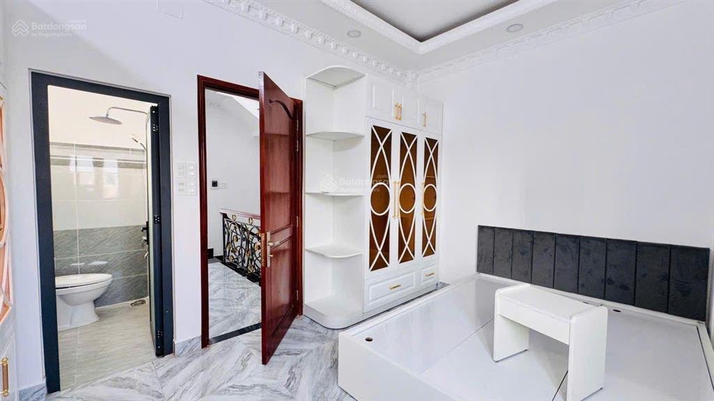 Bán nhà đẹp mới xây 100%, hẻm xe hơi, 4 tầng. dt 4x19m. huỳnh tấn phát. t nhà bè. giá 5.9 tỷ