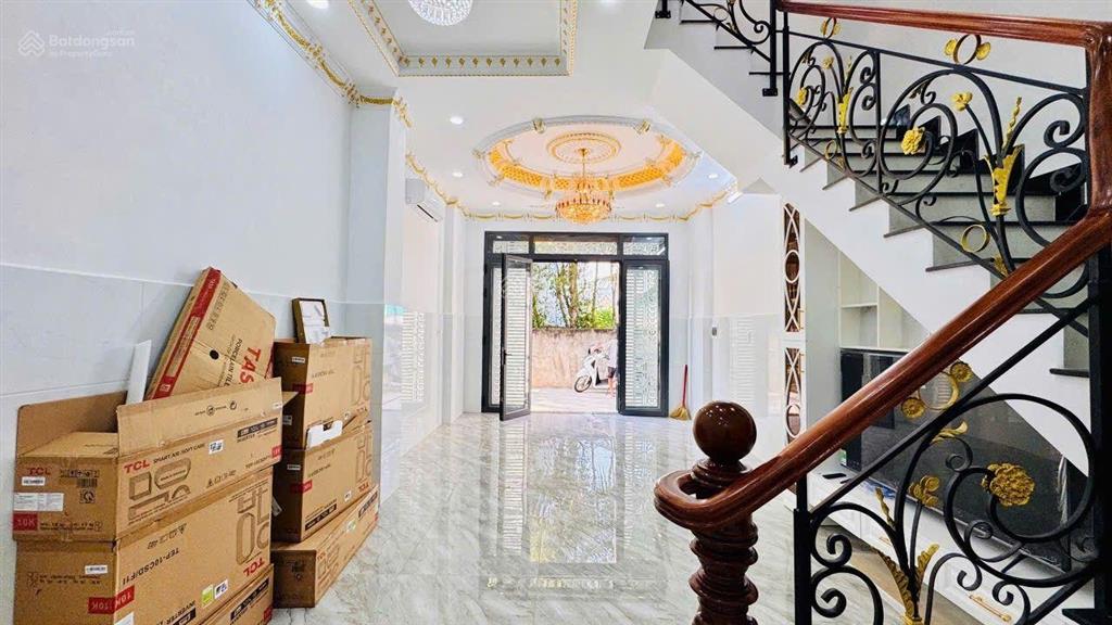 Bán nhà đẹp mới xây 100%, hẻm xe hơi, 4 tầng. dt 4x19m. huỳnh tấn phát. t nhà bè. giá 5.9 tỷ