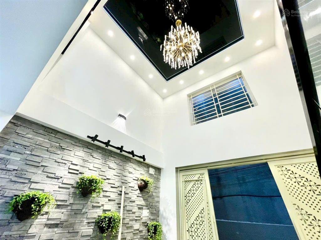 Bán nhà đẹp 4 tầng hẻm xe hơi huỳnh thị đồng, tt nhà bè. dt 4x17m. giá 6.68 tỷ