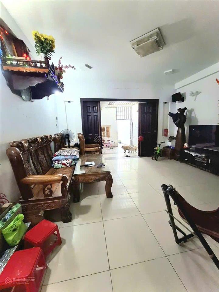 Bán gấp bán giá thấp nhà mặt tiền đường đào tông nguyên, nhà bè. dt 5x23m. 3 tầng. giá 8.9 tỷ