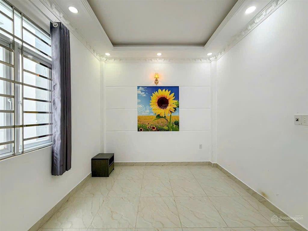 Giá siêu rẻ 7.19 tỷ khu vip huỳnh thị đồng hẻm 6m thông có vỉa hè kế ngay quận 7  xe oto trong nhà