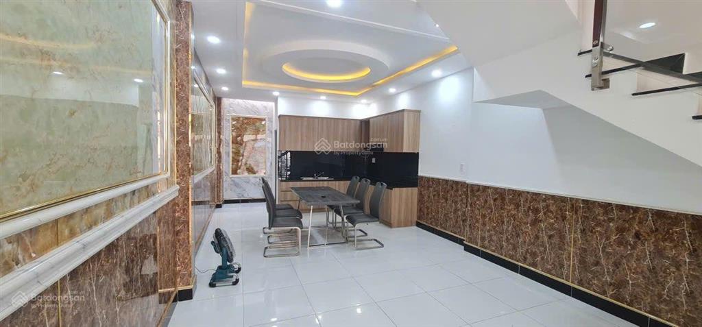 Bán nhà khu vip đường 12m huỳnh thị đồng, dt 4x22m. 4 tầng. chốt nhanh 8.8 tỷ