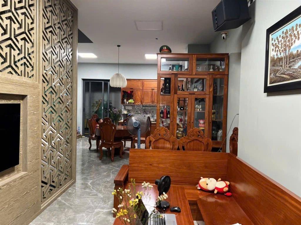 Hàng hiếm! giảm giá bán gấp nhà 6x13.5m. 4 tầng. hẻm xe hơi. đào tông nguyên. nhà bè. giá 7.9 tỷ