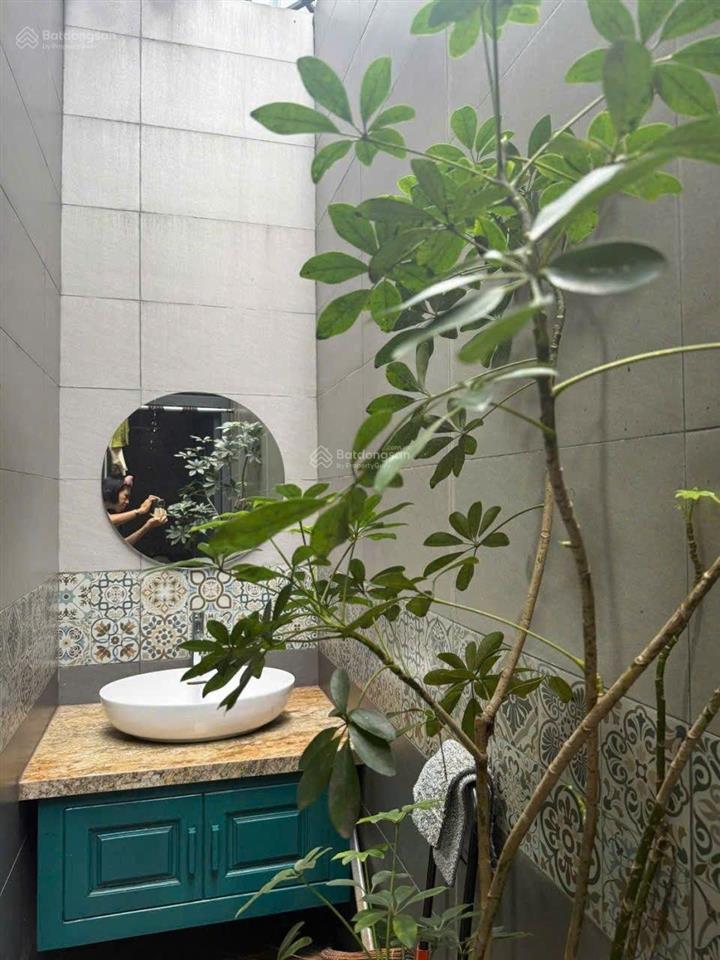 Hàng hiếm! giảm giá bán gấp nhà 6x13.5m. 4 tầng. hẻm xe hơi. đào tông nguyên. nhà bè. giá 7.9 tỷ