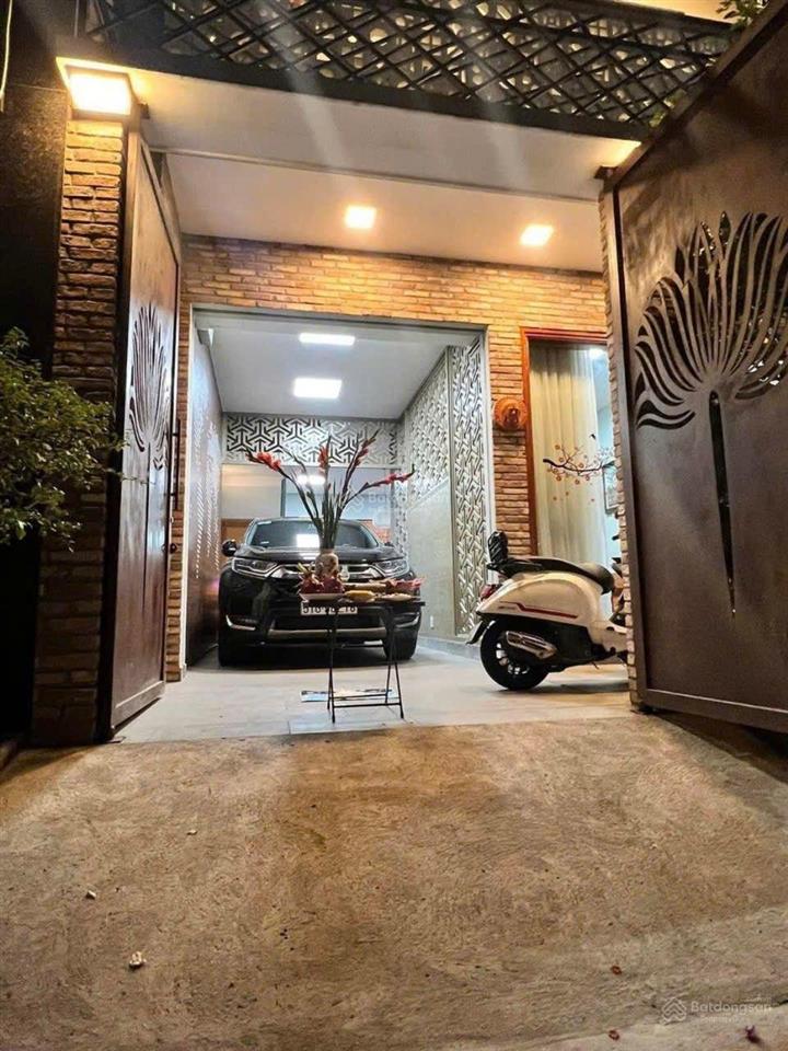 Hàng hiếm! giảm giá bán gấp nhà 6x13.5m. 4 tầng. hẻm xe hơi. đào tông nguyên. nhà bè. giá 7.9 tỷ