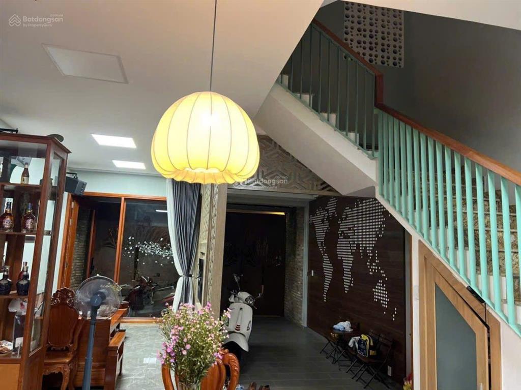 Hàng hiếm! giảm giá bán gấp nhà 6x13.5m. 4 tầng. hẻm xe hơi. đào tông nguyên. nhà bè. giá 7.9 tỷ