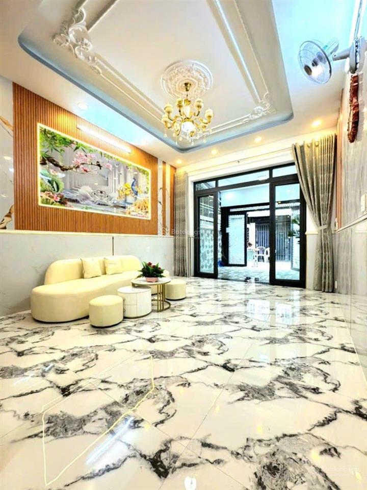 Bán gấp nhà hẻm 1716 huỳnh tấn phát. tt nhà bè. dt 4x15m. 3 tầng. st. giá 5 tỷ 690tr