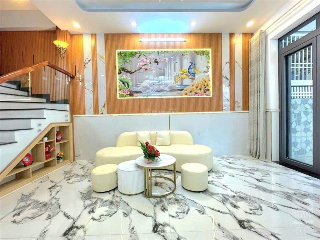 Bán gấp nhà hẻm 1716 huỳnh tấn phát. tt nhà bè. dt 4x15m. 3 tầng. st. giá 5 tỷ 690tr