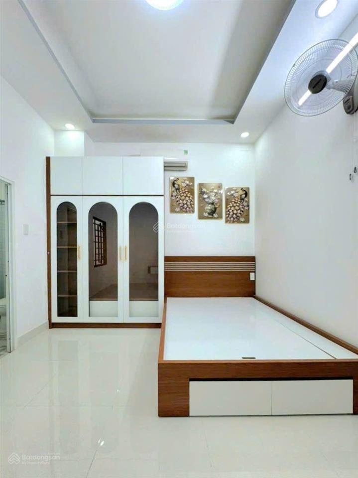 Bán gấp nhà hẻm 1716 huỳnh tấn phát. tt nhà bè. dt 4x15m. 3 tầng. st. giá 5 tỷ 690tr