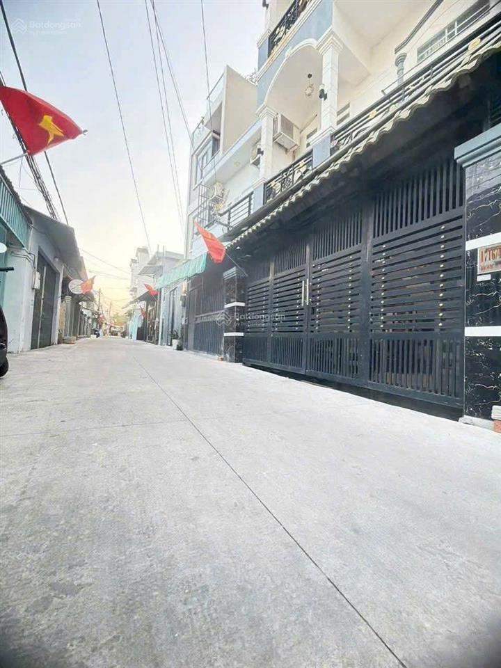 Bán nhà hẻm xe hơi thông 2 chiều 1716 huỳnh tấn phát. tt nhà bè. dt 4x15m. 3 tầng. giá 5.88 tỷ