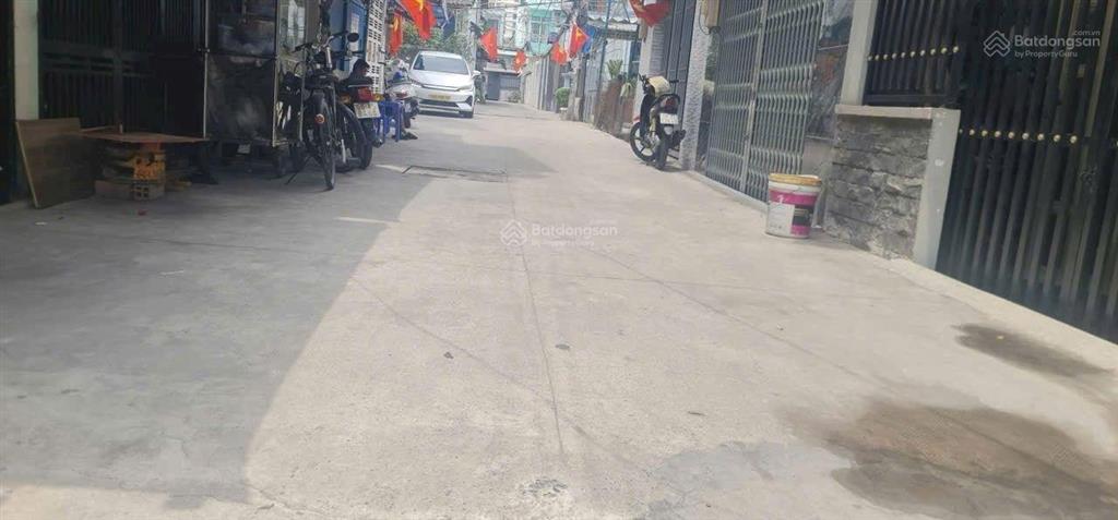 Bán nhà hẻm xe hơi thông 2 chiều 1716 huỳnh tấn phát. tt nhà bè. dt 4x15m. 3 tầng. giá 5.88 tỷ