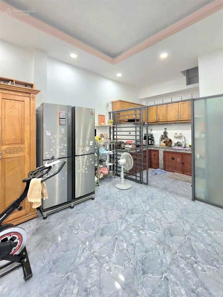 Bán gấp nhà 3 phòng ngủ hẻm 2056 huỳnh tấn phát. tt nhà bè. dt 5x15m. trệt lầu. giá 4.79 tỷ