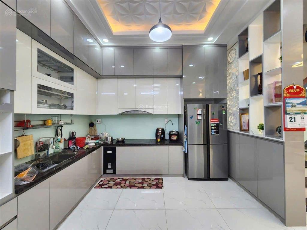 Giảm giá bán gấp nhà kdc anh tuấn green riverside. huỳnh tấn phát. nhà bè. 4 tầng 5x16m. 7,75 tỷ