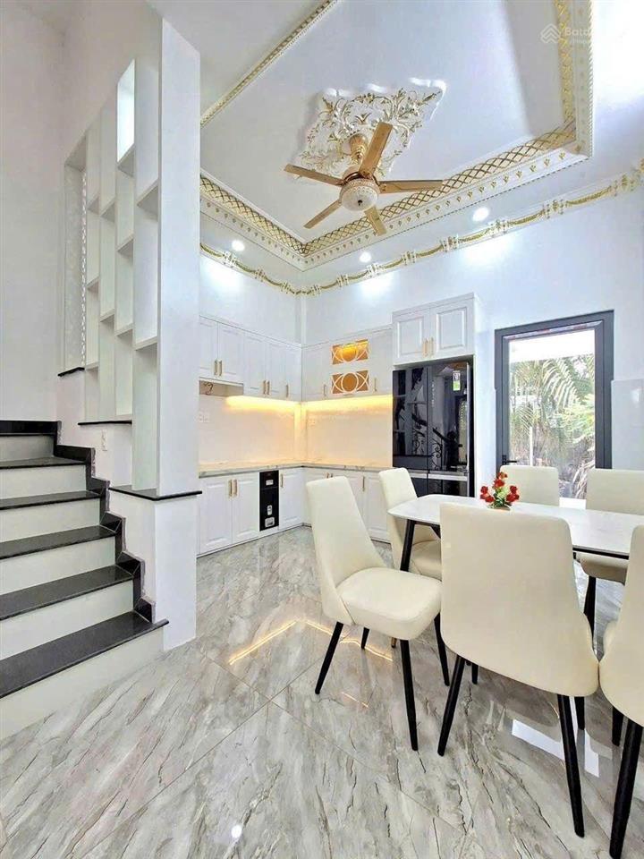 Giá tốt nhà 4 tầng xây mới 100%, xe hơi tới nhà, 4x20m chỉ 5.780 tỷ, vẫn thương lượng