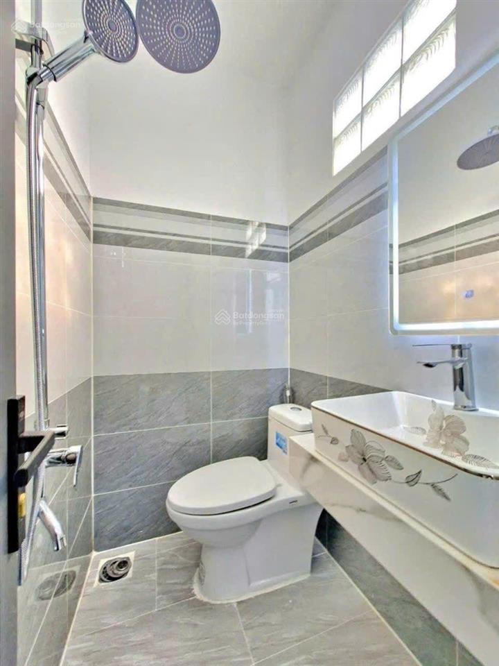 Giá tốt nhà 4 tầng xây mới 100%, xe hơi tới nhà, 4x20m chỉ 5.780 tỷ, vẫn thương lượng