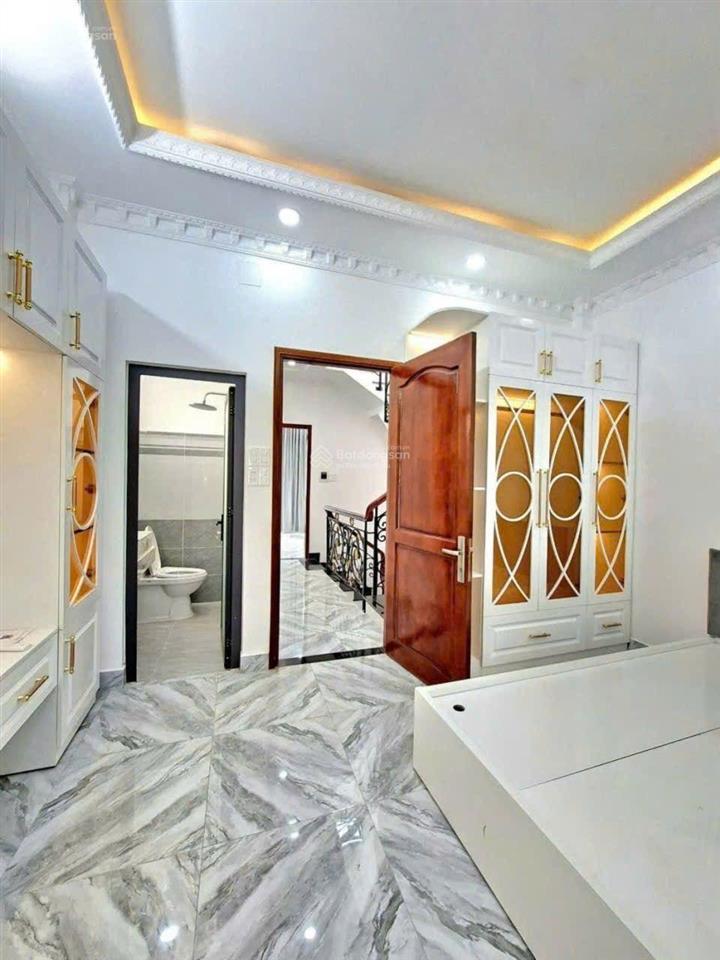 Giá tốt nhà 4 tầng xây mới 100%, xe hơi tới nhà, 4x20m chỉ 5.780 tỷ, vẫn thương lượng