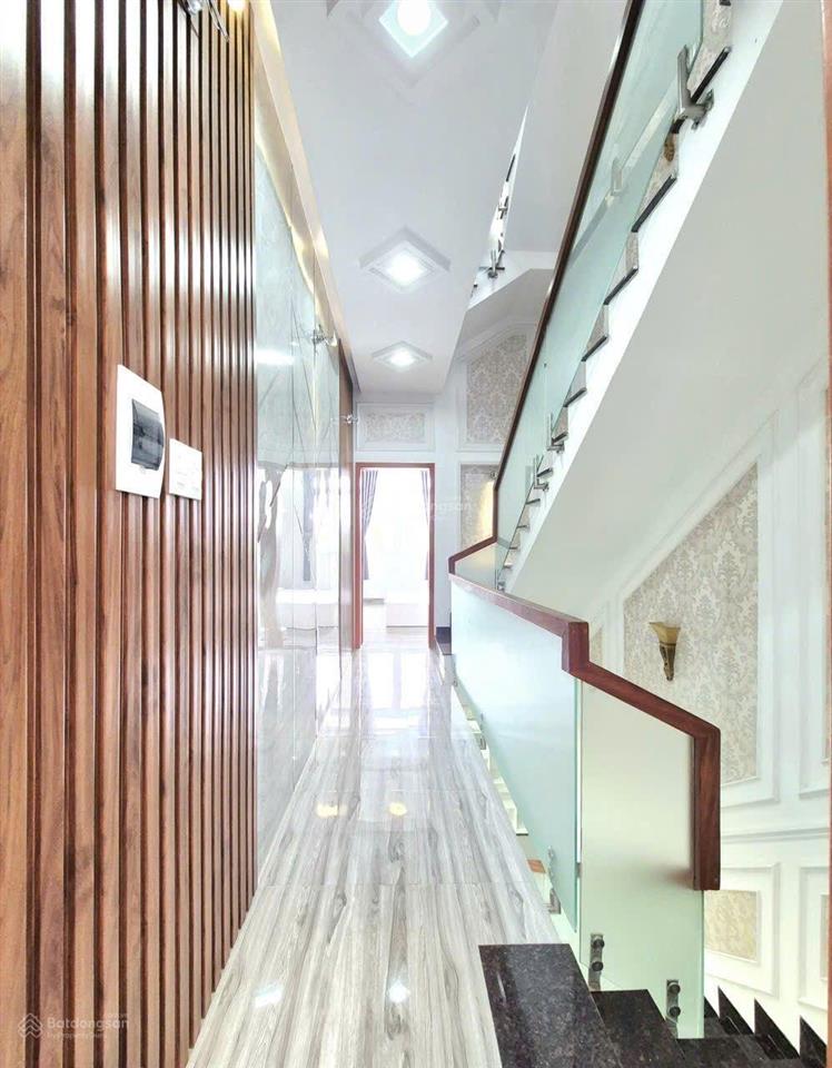 Bán nhà đẹp đường thông 10m đào tông nguyên tt nhà bè. dt 4x16m 3t st. giá 7.68 tỷ