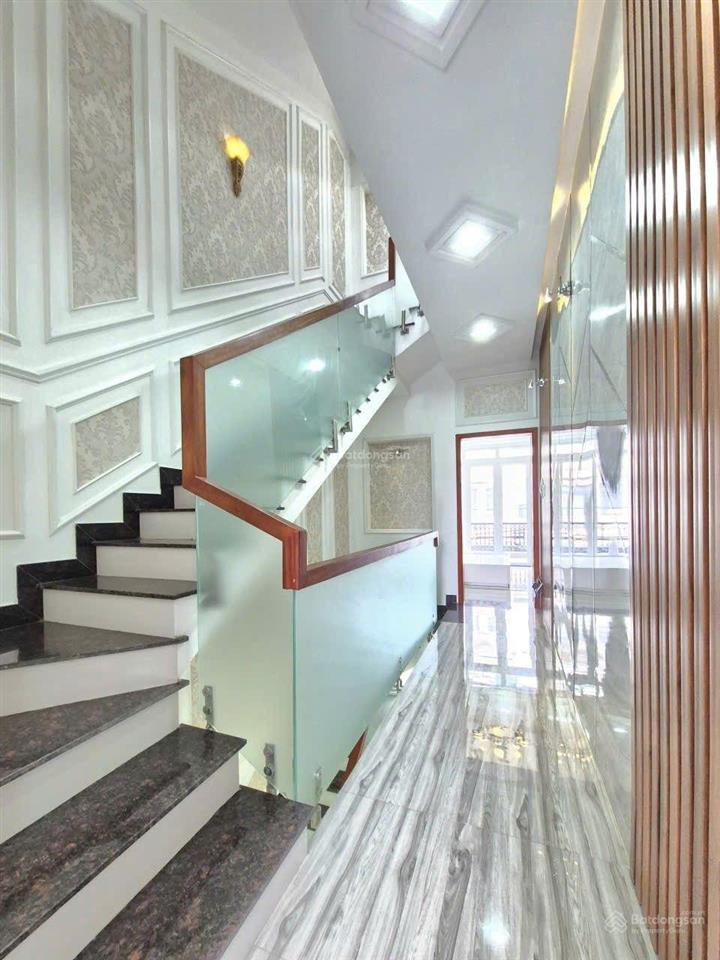 Bán nhà đẹp đường thông 10m đào tông nguyên tt nhà bè. dt 4x16m 3t st. giá 7.68 tỷ