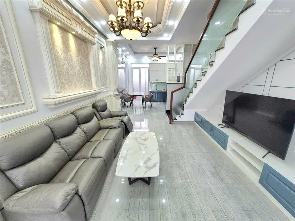 Bán nhà đẹp đường thông 10m đào tông nguyên tt nhà bè. dt 4x16m 3t st. giá 7.68 tỷ