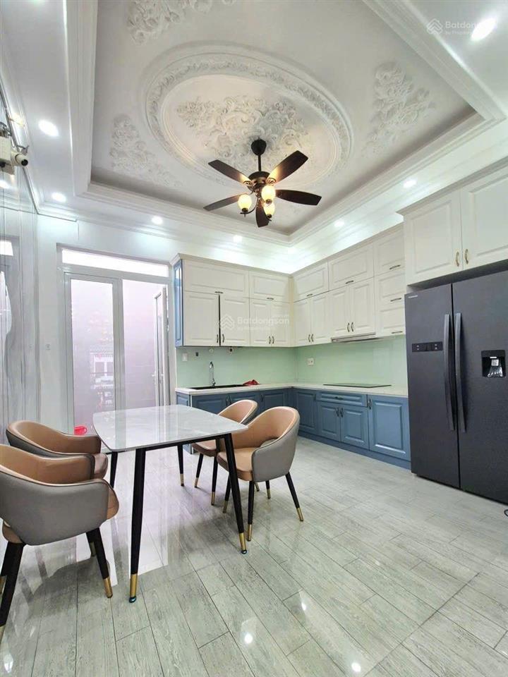 Bán nhà đẹp đường thông 10m đào tông nguyên tt nhà bè. dt 4x16m 3t st. giá 7.68 tỷ